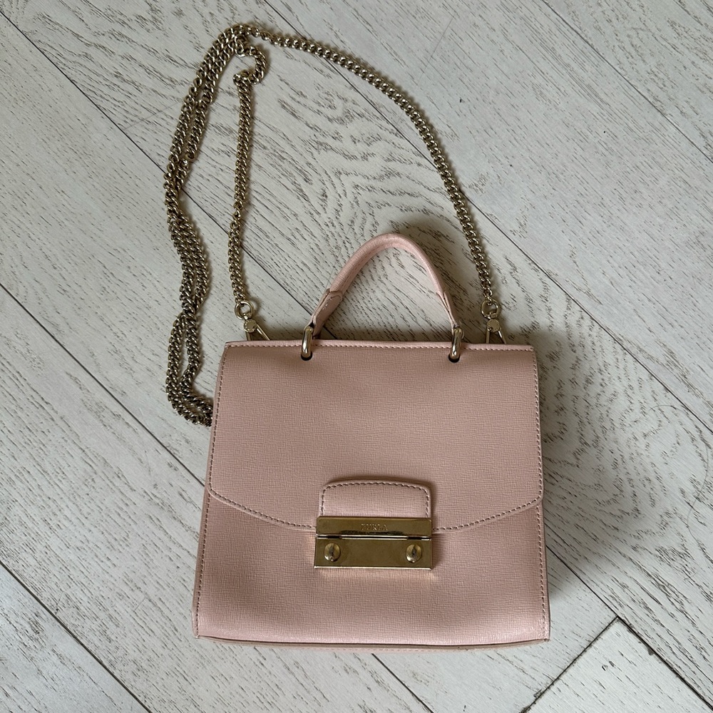 FURLA pink leather shoulder bag with gold chain